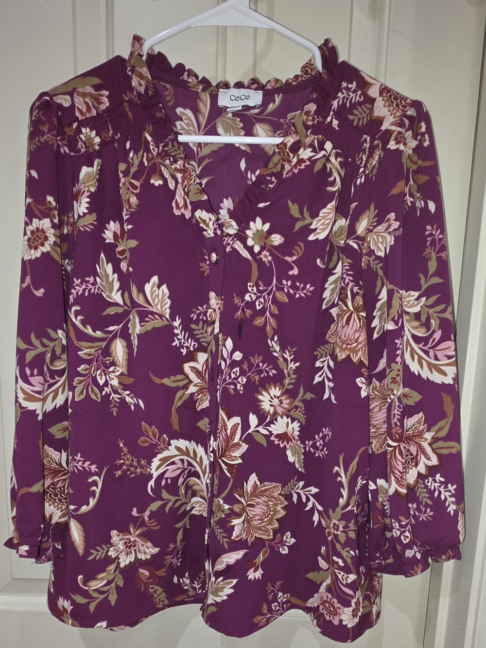 CeCe Plum Floral Ruffle-Neck Blouse with Cream & Tan Accents Women Size Large